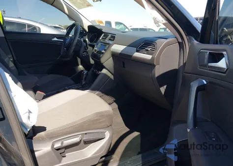 2018 Volkswagen Tiguan 2.0T S из США, поврежденный, VIN 3VV0B7AX4JM201009